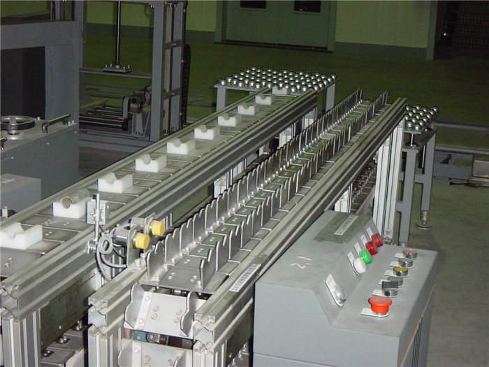 TY发动机总装线自动部装小岛